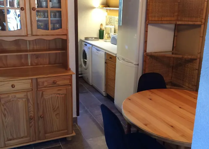 Villa Mitoyenne 6 Pers, Climatisée, Parking - Fr-1-607-151 *