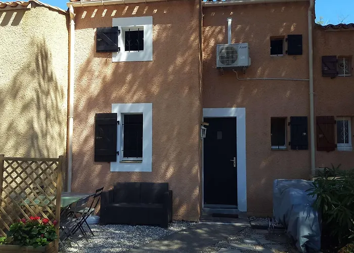 Villa Mitoyenne 6 Pers, Climatisée, Parking - Fr-1-607-151 Agde