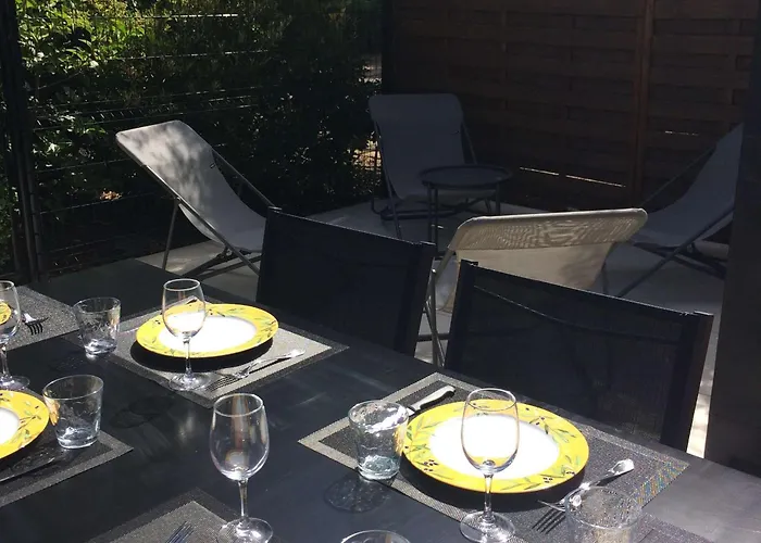 Villa Mitoyenne 6 Pers, Climatisée, Parking - Fr-1-607-151